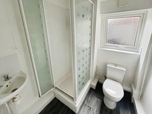 Bathroom- click for photo gallery